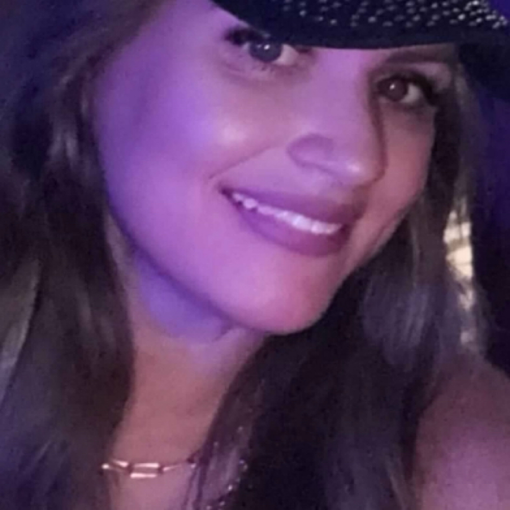 Dani Falco at Beauty Boss Salon by Dani                                631-445-8258 in Sarasota, FL