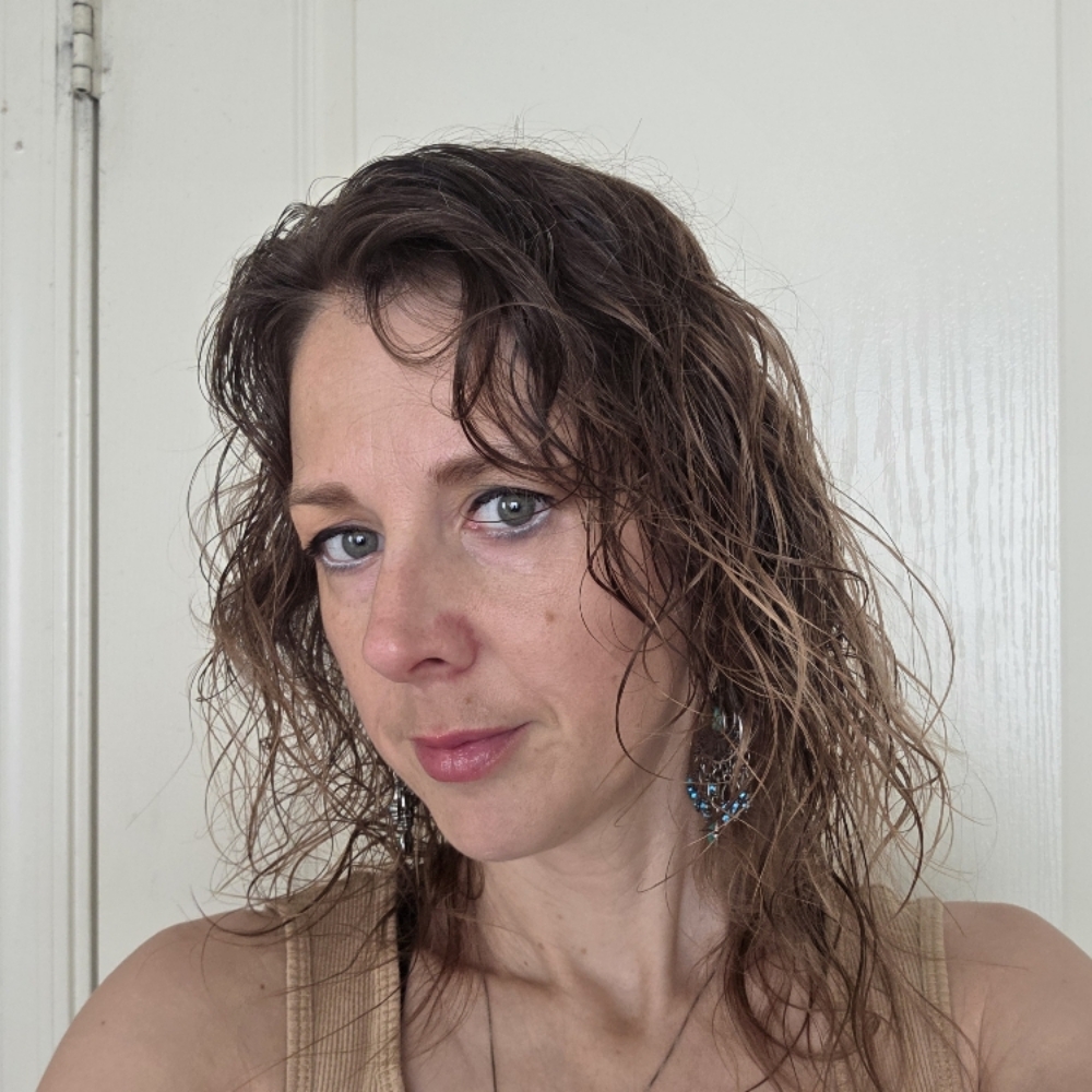 Alison Andrews at Love My Cut in Casa Grande, AZ