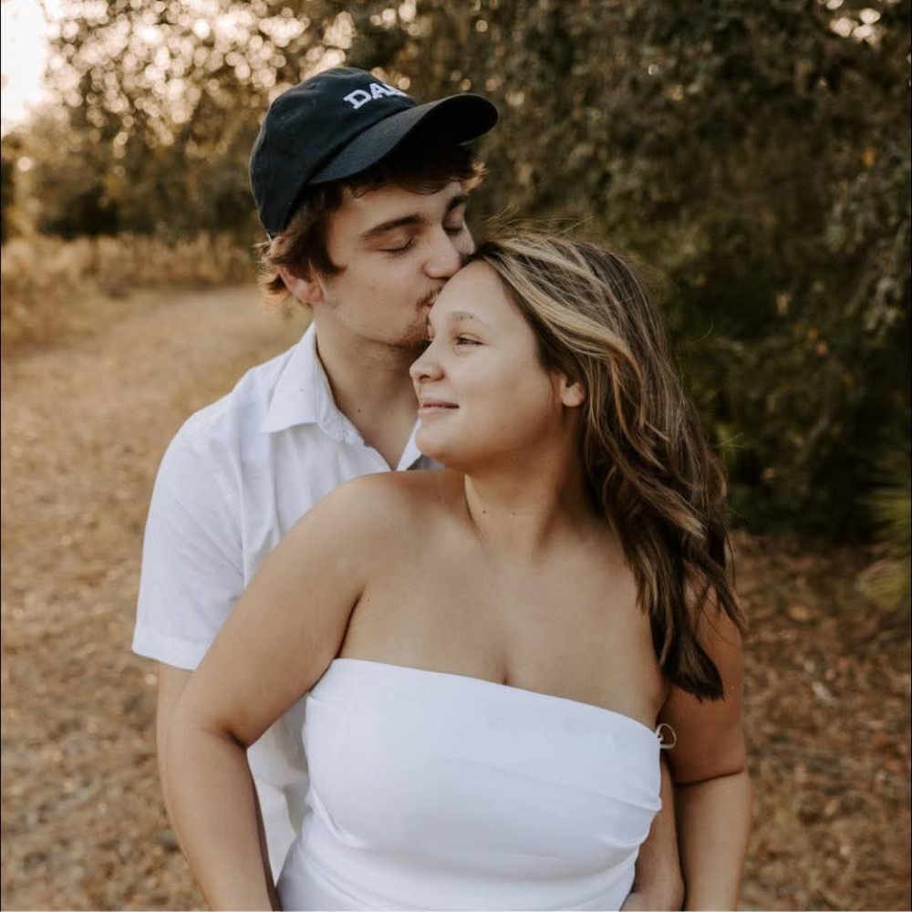 Zoe Dreessen at Bella Capelli Family Haircare LLC in Spring Hill, FL