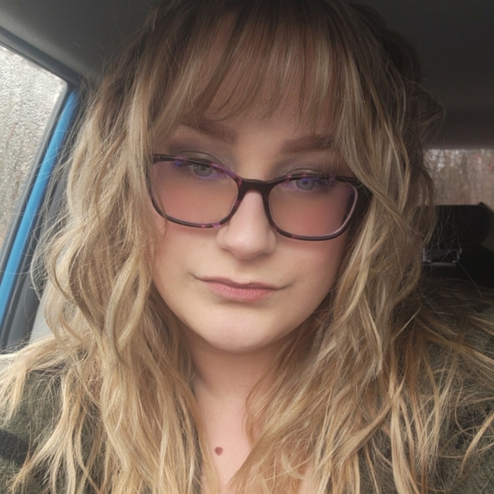 Kelly Lisowski at Sacred Artistry in Frenchtown, NJ