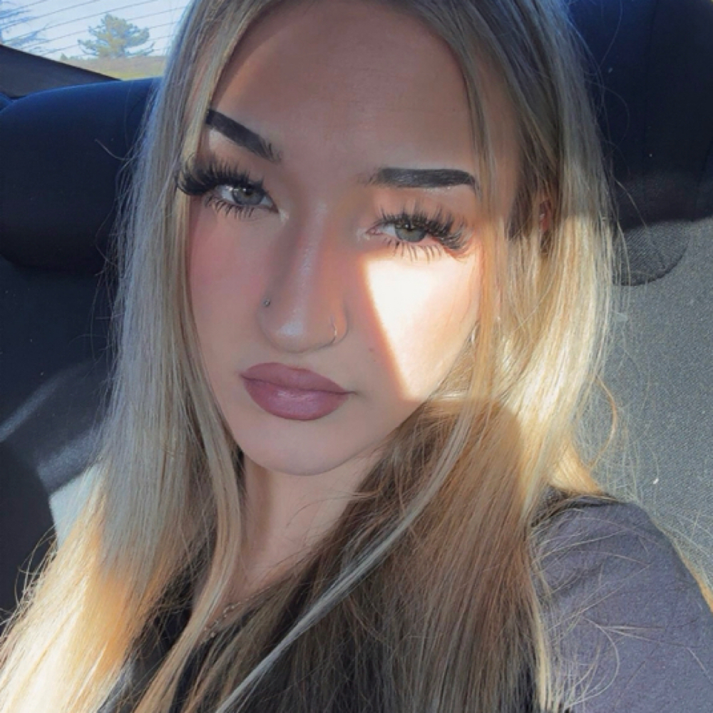 Paris Sikorova