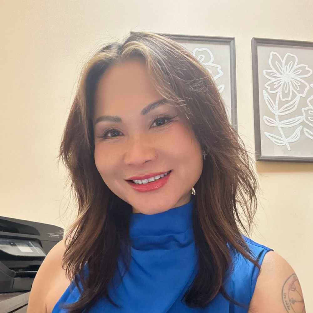 GiGi-Ji Chanth at Trendy Nails & Spa in South Elgin, IL