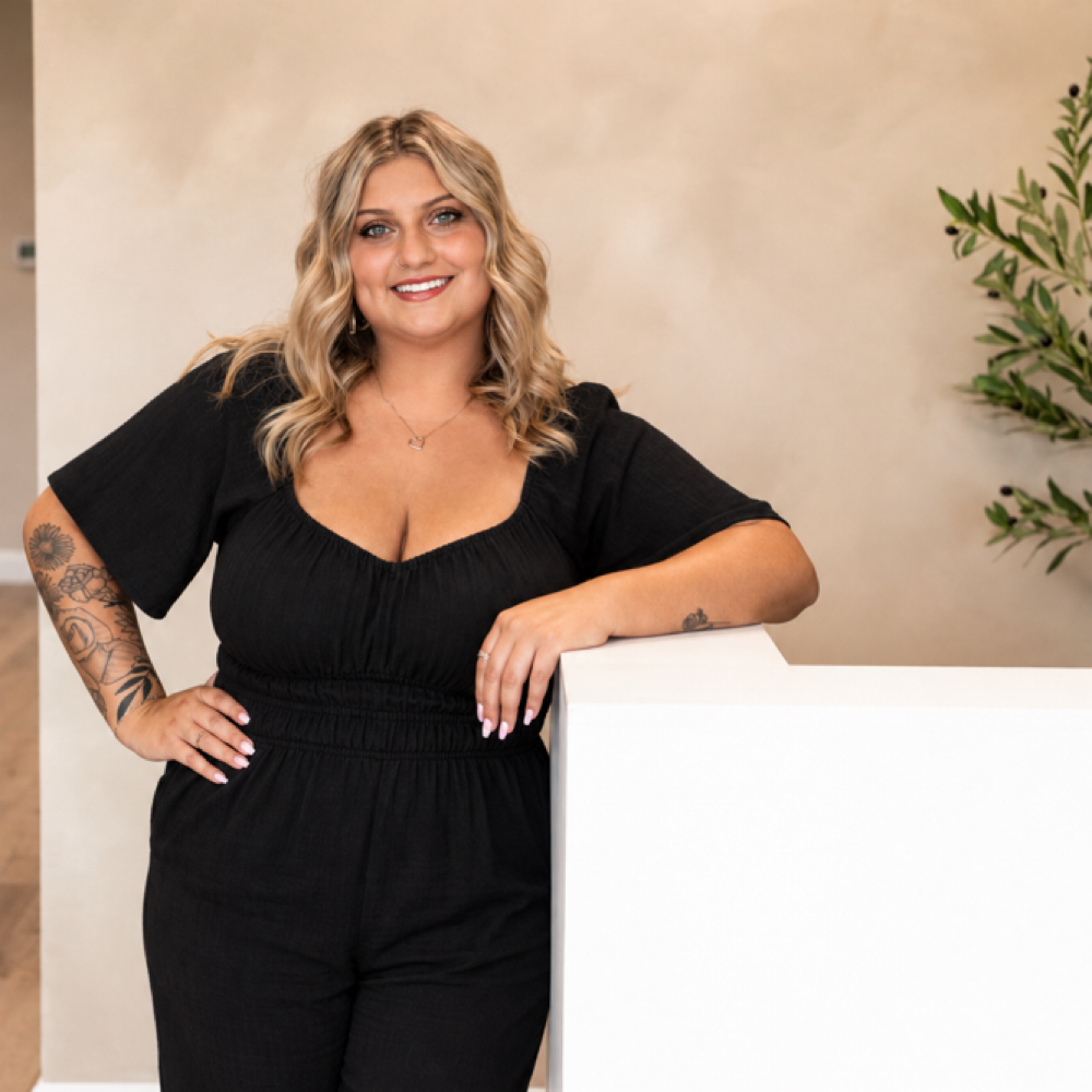 Alexis Wallace at Salon Reverie in Holly, MI