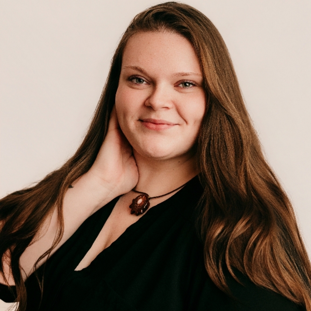 Calista Layle at Worthy Beauty in Midland, MI