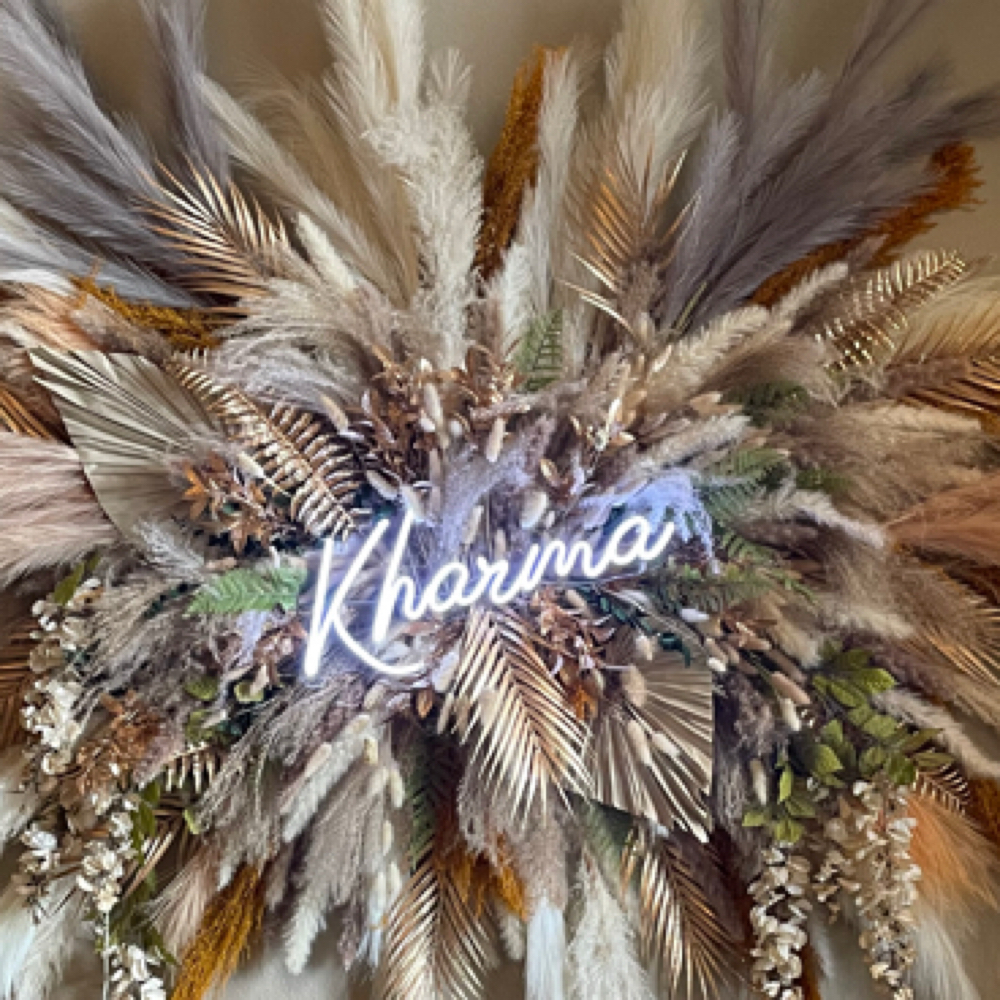 Receptionist Kharma