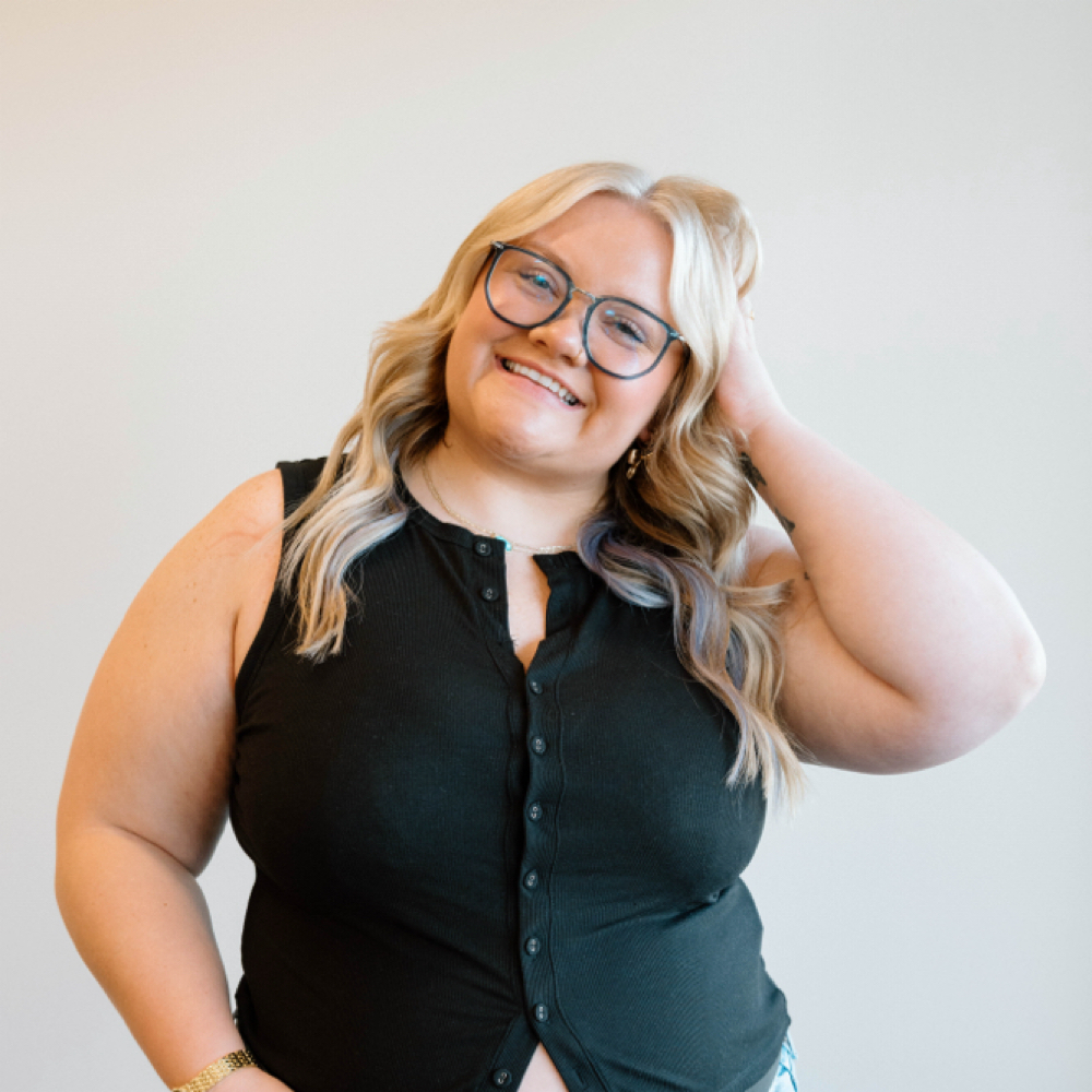 Mallory Steiner at KB Salon + Weddings in Bondurant, IA