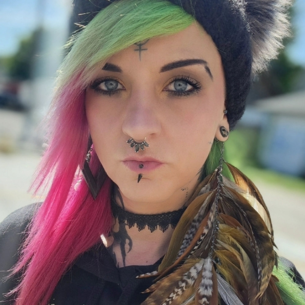Andrea Adams