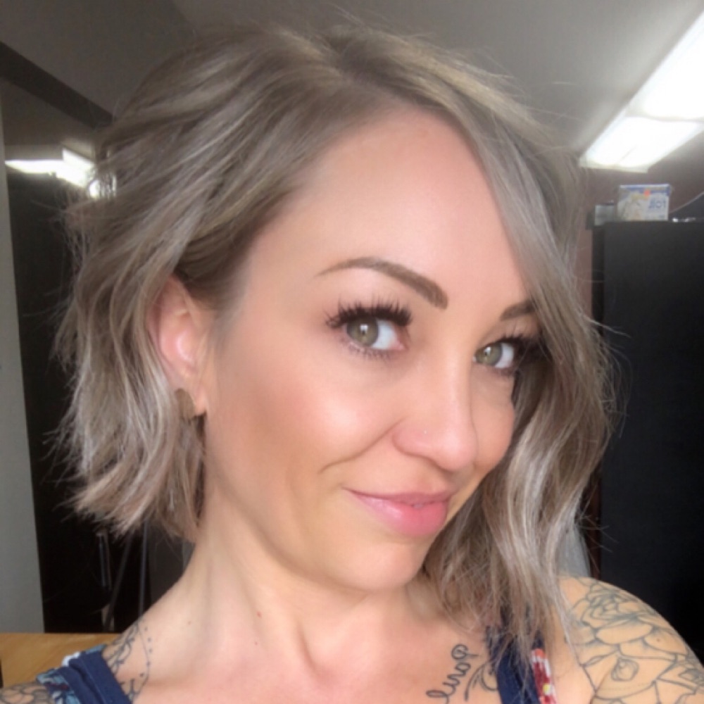 Crystal Hume(owner)
