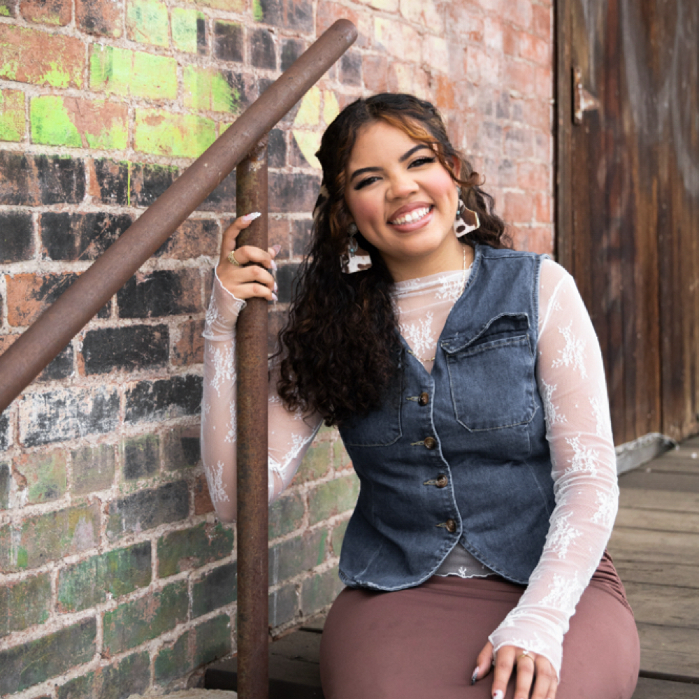 Stephanie Montes at GYPSY HAIR COMPANY in Greeley, CO