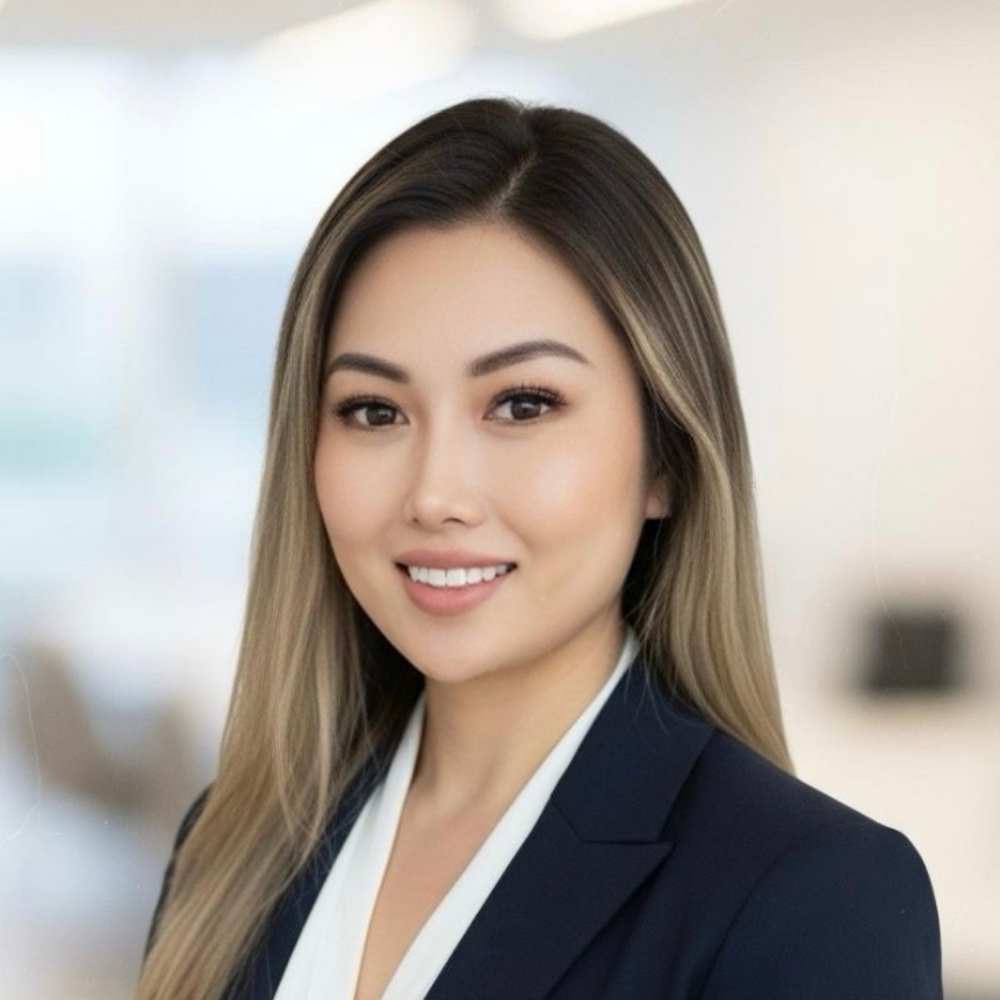 Helen Do at LASHME Uyen Beauty Studio in San Diego, CA