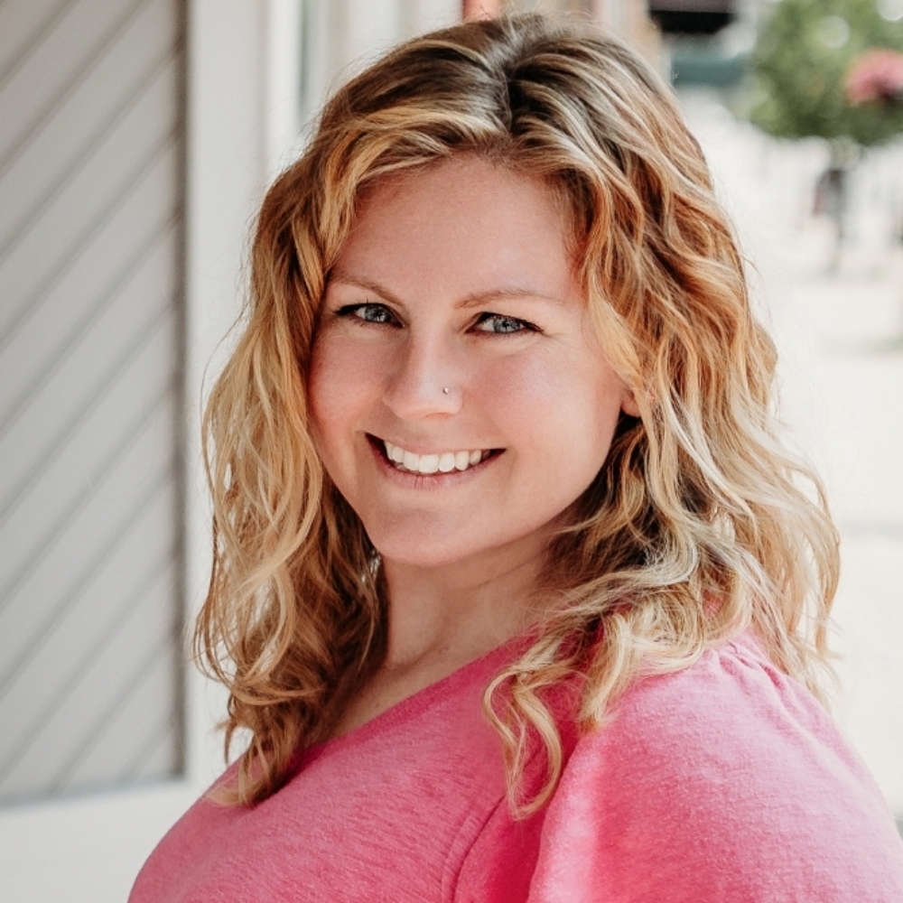 Mandi Smith at Salon Eclips in Fergus falls, MN