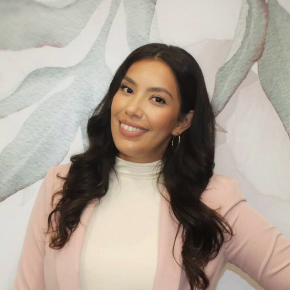 Edith Razo at Simply Beauty Hairsalon in Houston, TX