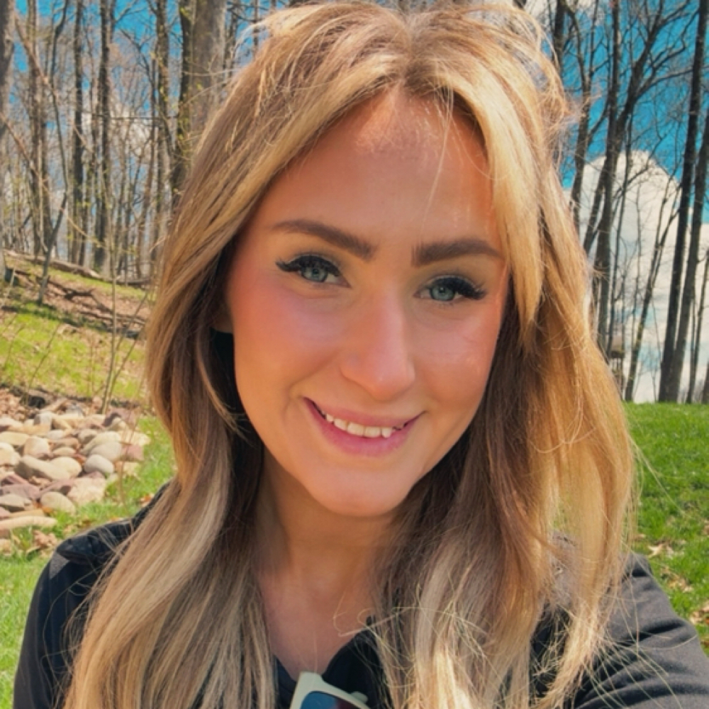 Leah Dudeck at Theory Salon in PLAINS, PA