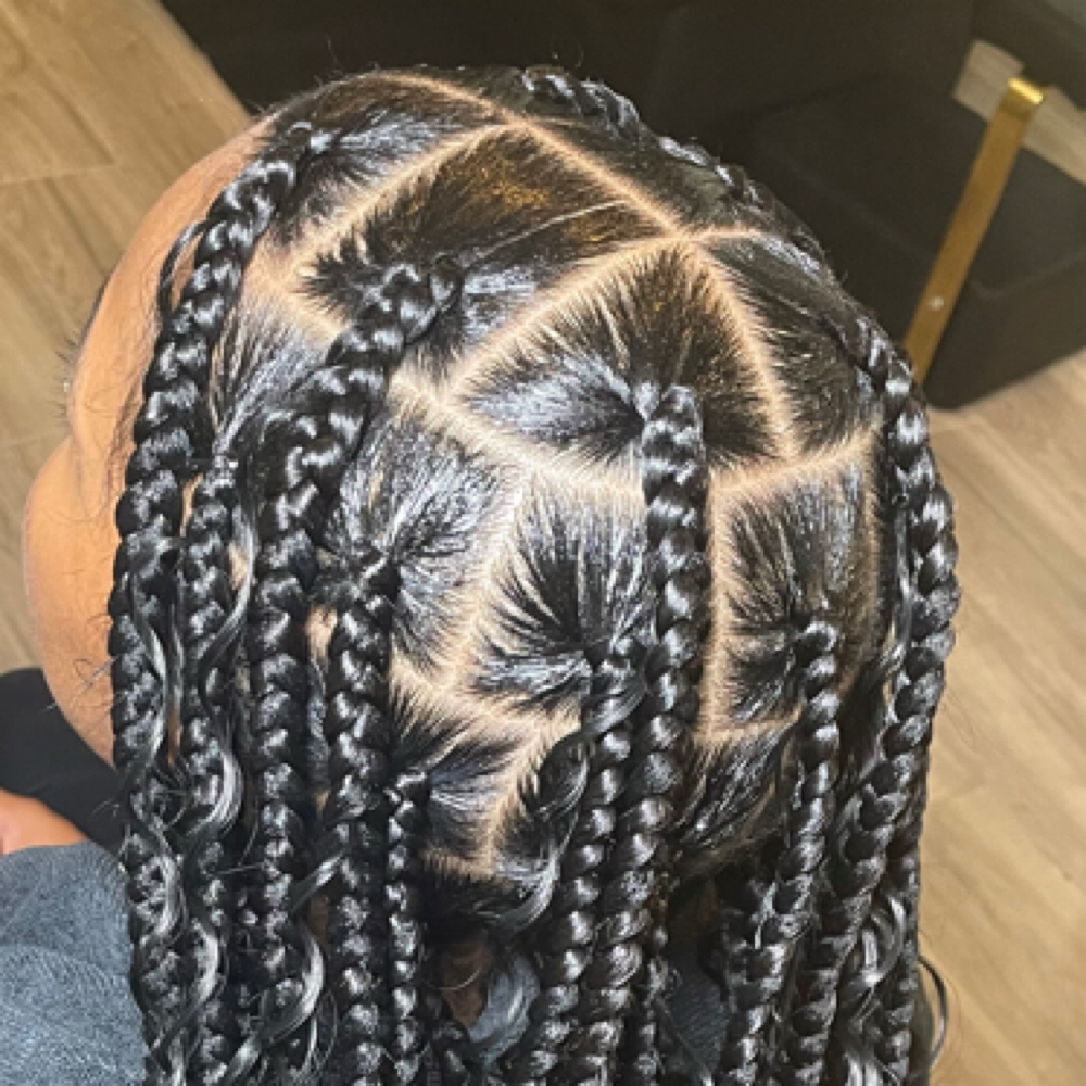 Bri . at Salon Sistaz in Portland, OR