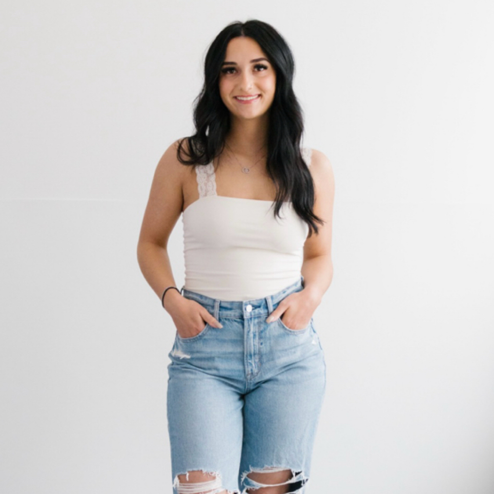 Lauren Ault at Style Envy beauty bar in murrysville, PA