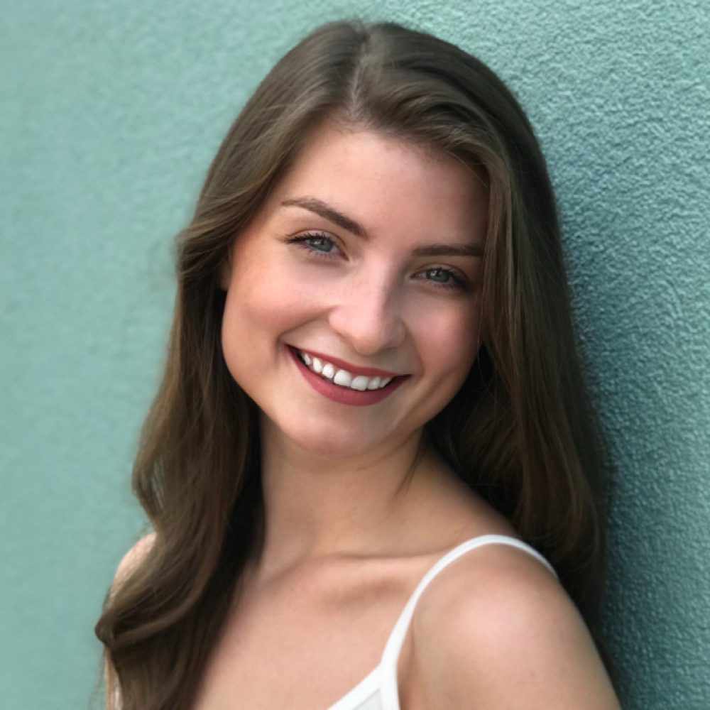 Lauren Cate Leake