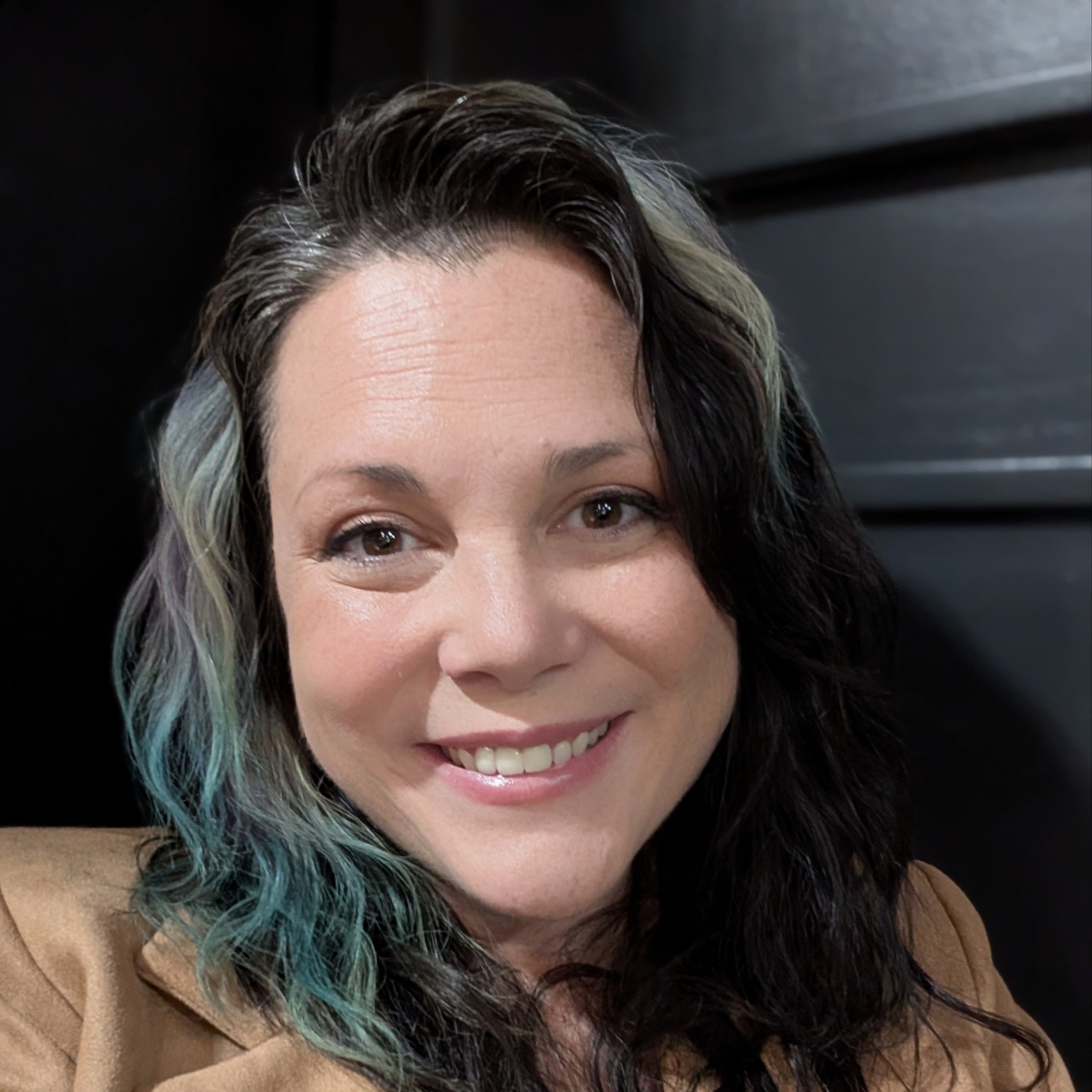 Andrea Mannlein at Head Case Beauty and Barber Company in canby, OR