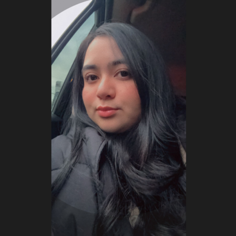 Nataly Villanueva at Luna Nails Studio in Carteret, NJ