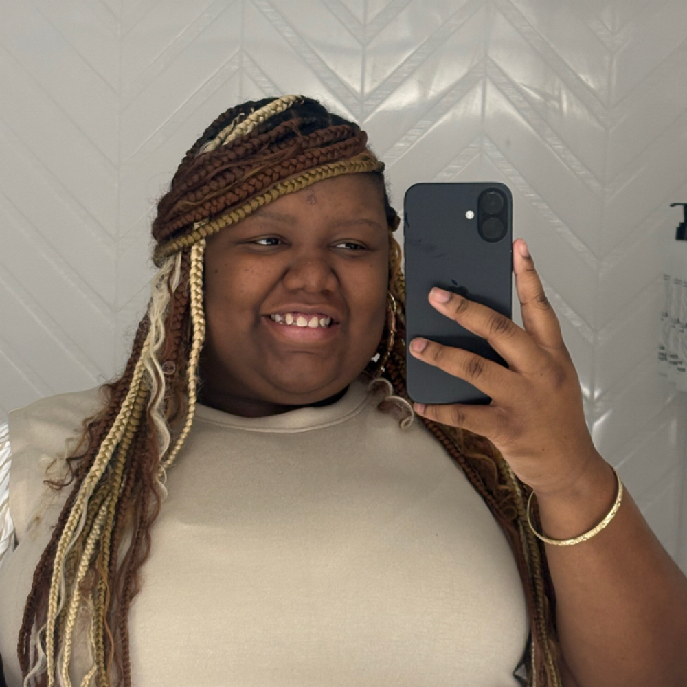 ShyNia Henderson at Tre Beauty and Braid Bar in Macon, GA