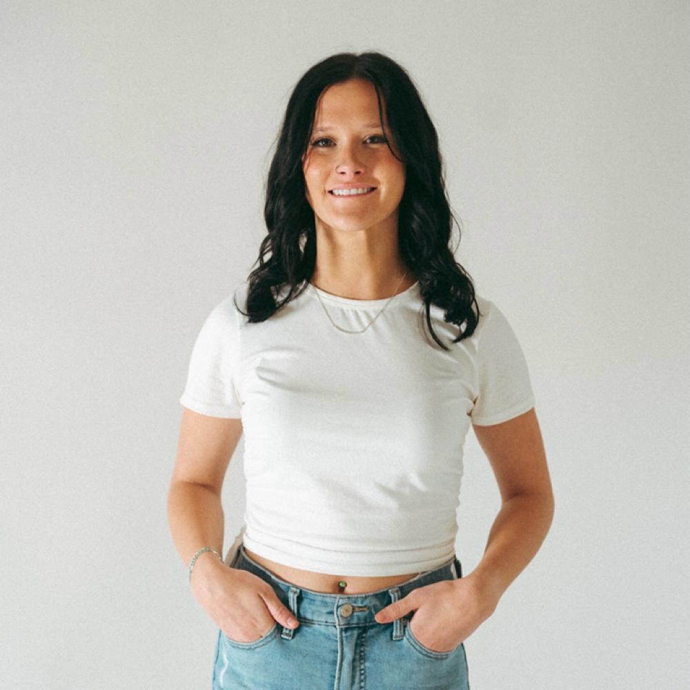 Anna Wingard at Highlighted Honey Salon,LLC in Johnstown, PA