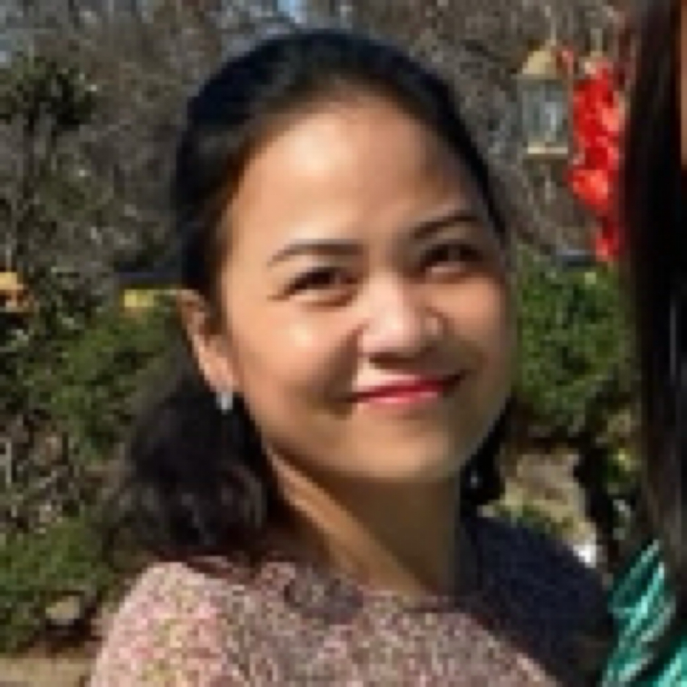 vinh nguyen at Oui Nail Salon in Savannah, GA