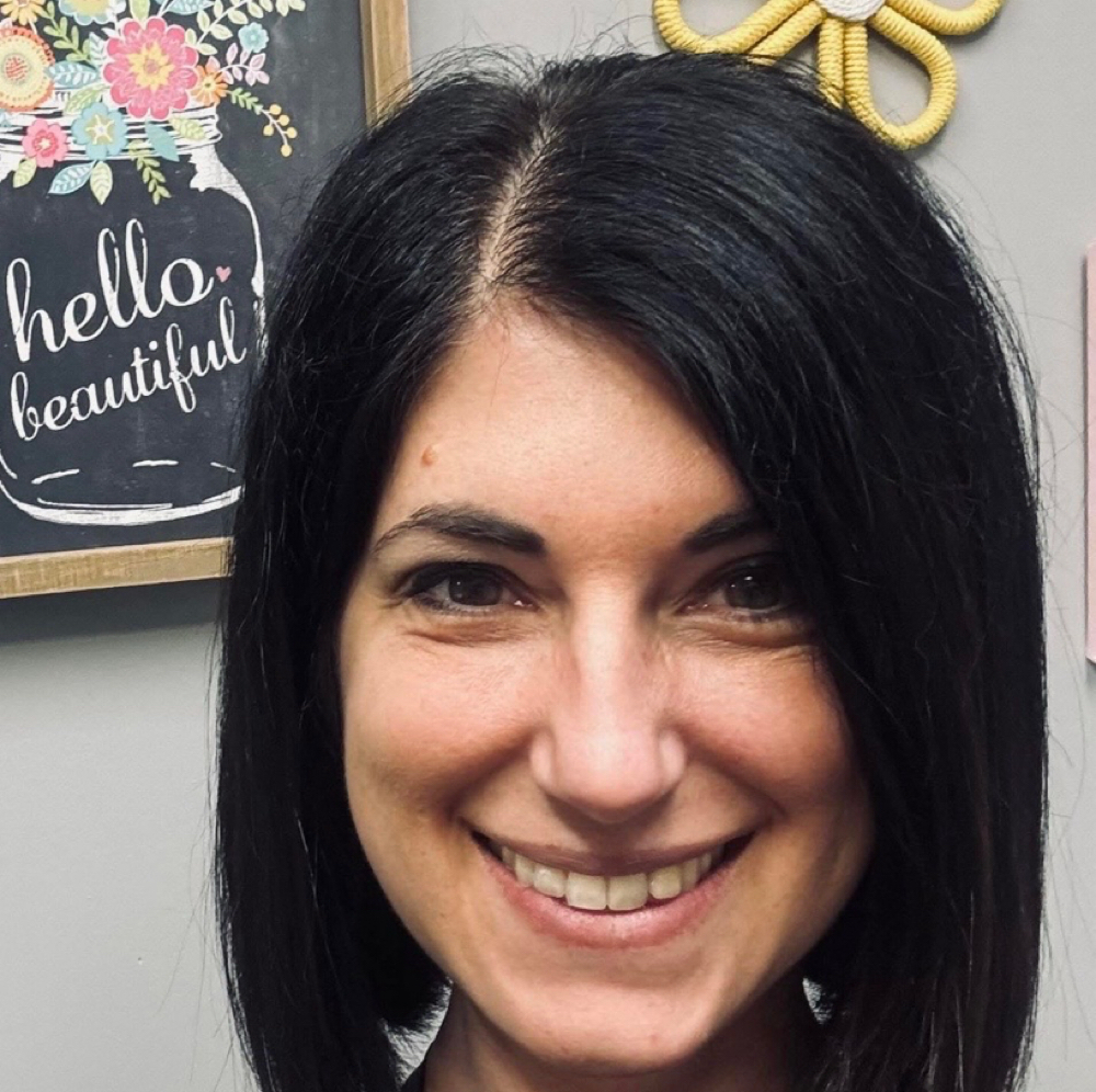Nicole Sutton at Jenny Lynn Salon LLC in New Baltimore, MI