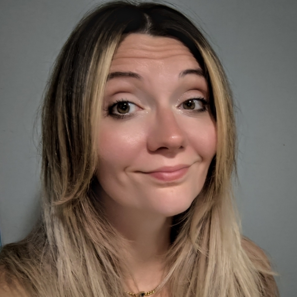 Jessika Hart at Lunar Phases Salon in Valparaiso, IN