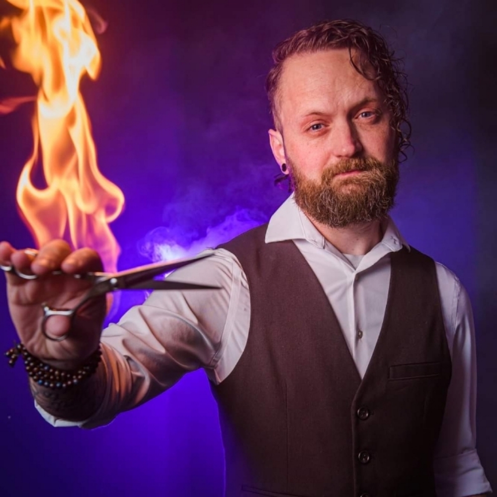 Joshua Meyer at Uncle John's Barbershop in Decatur, IL