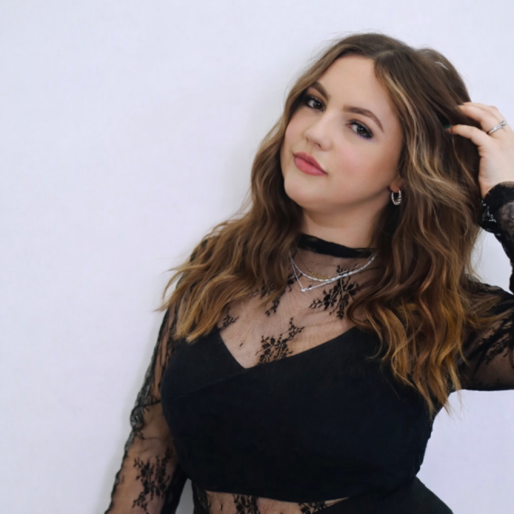 Saydi Slater at Black Rose Beauty Studio in Oregon City, OR