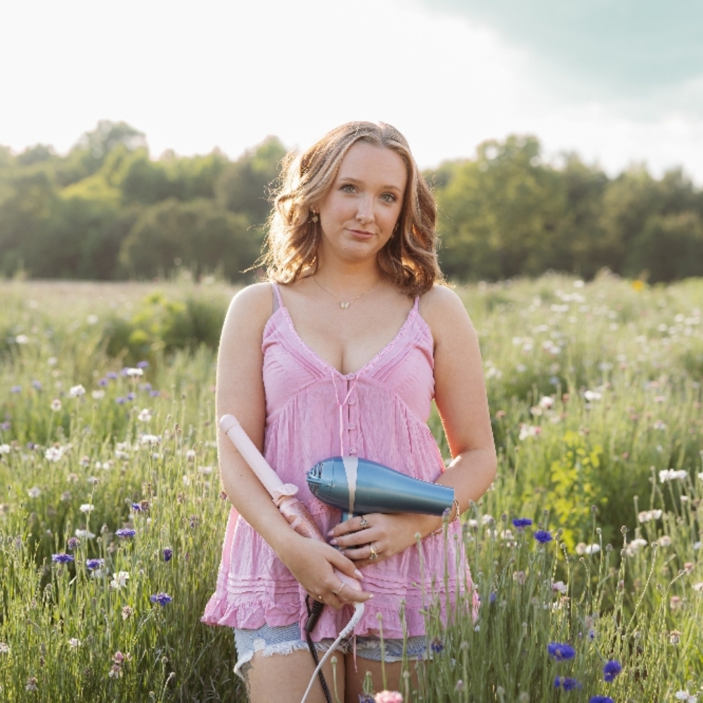 Kaley Beth Burt at Stylin' Siren Hair Studio in Decatur, AL