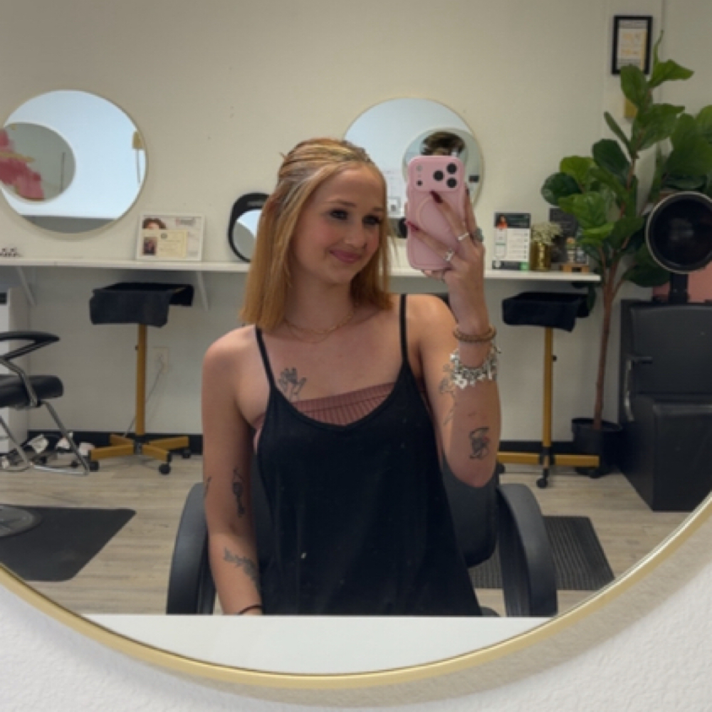 Jenna Copeland at Waco Color Studio Elite in Waco, TX