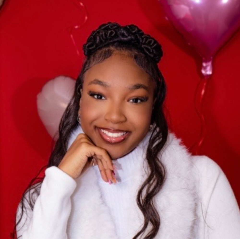 De’Zyre S. at VICI Beauty and Spa in Boardman, OH
