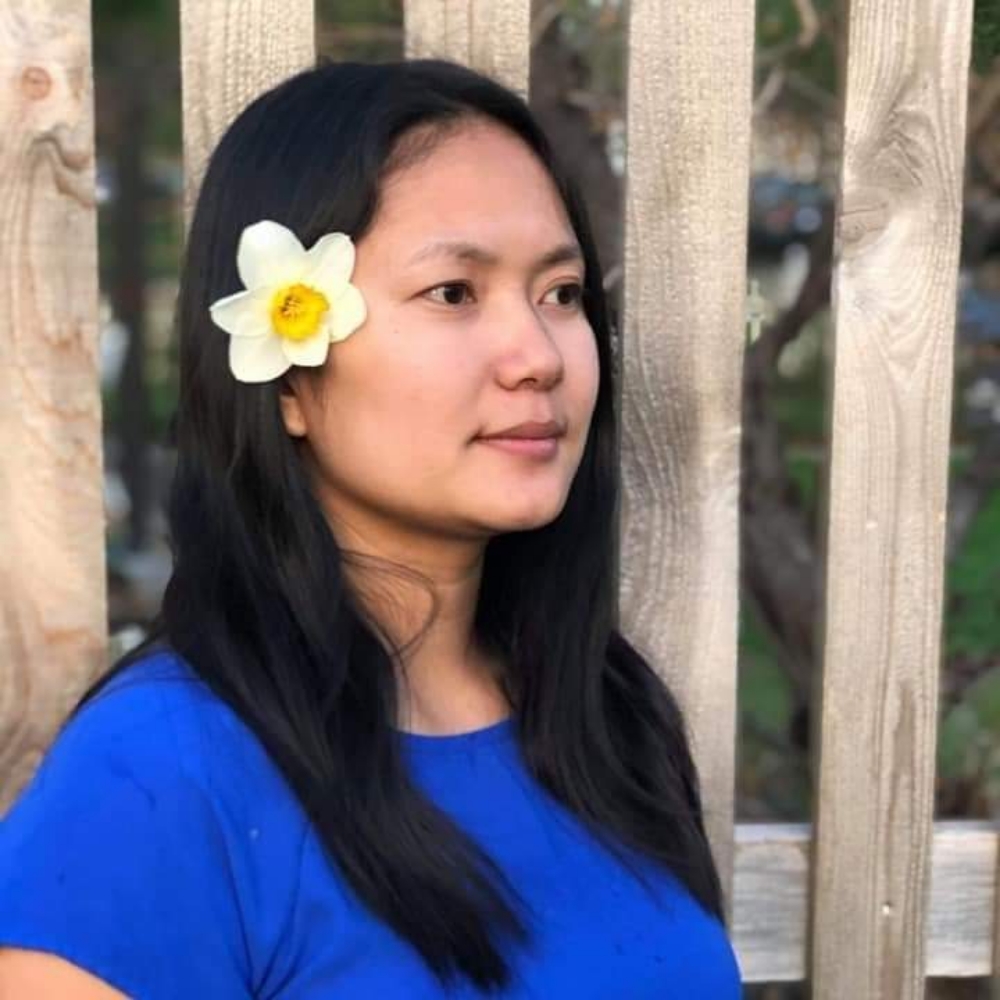 Joy Kim at Bella Nail Spa in Aurora, IL