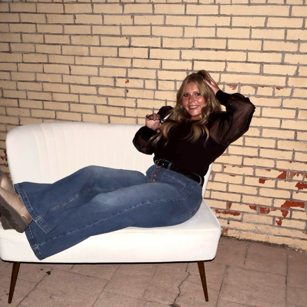 Aspen Lardi at Champagne Joy in Morris, IL