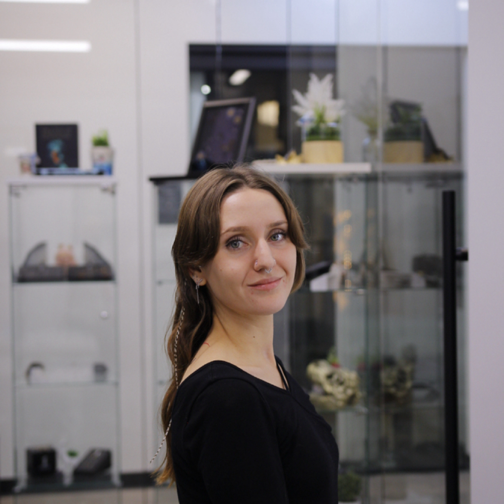 Kyla Hesselgesser at Vita Aurelia Piercings in Temecula, CA