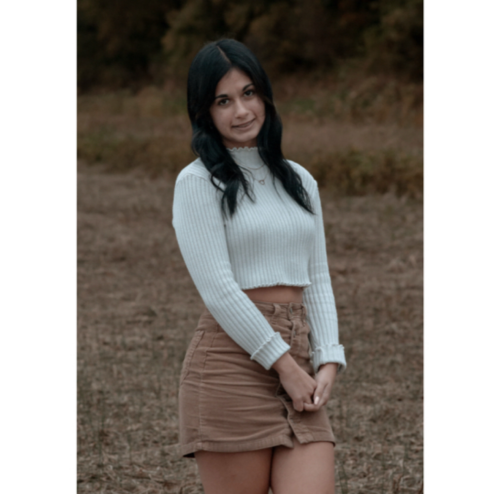 Alli Hammond at Shear Beauty Salon in Energy, IL