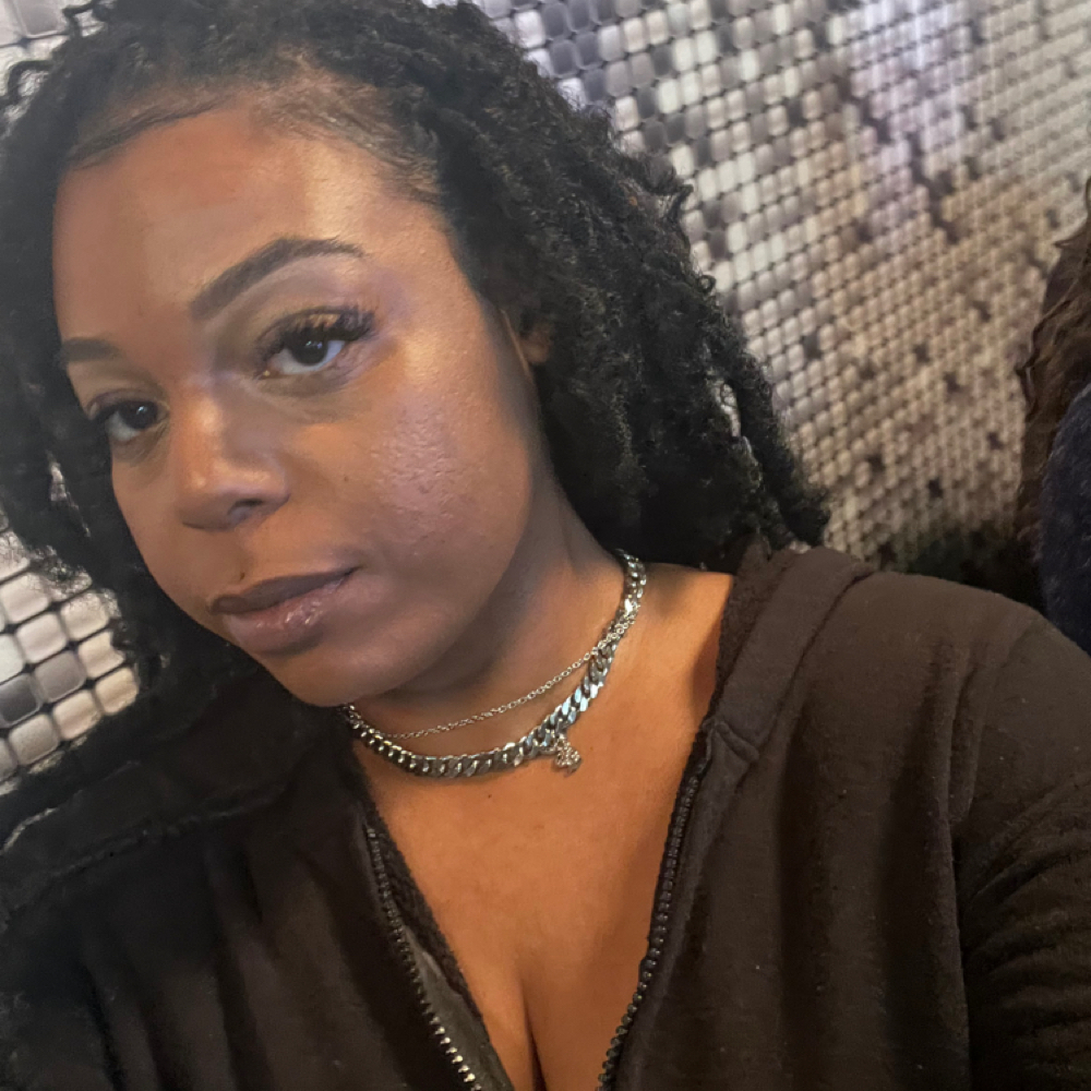 Marquita Burks at Forté Nail Spa in Toledo, OH