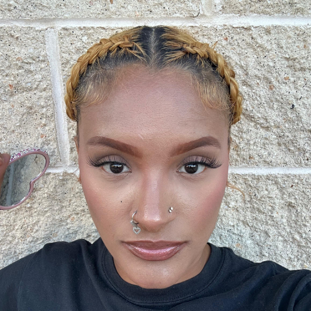 NaniTheStylist Nani at Hairitage Beauty Salon in Easton, PA
