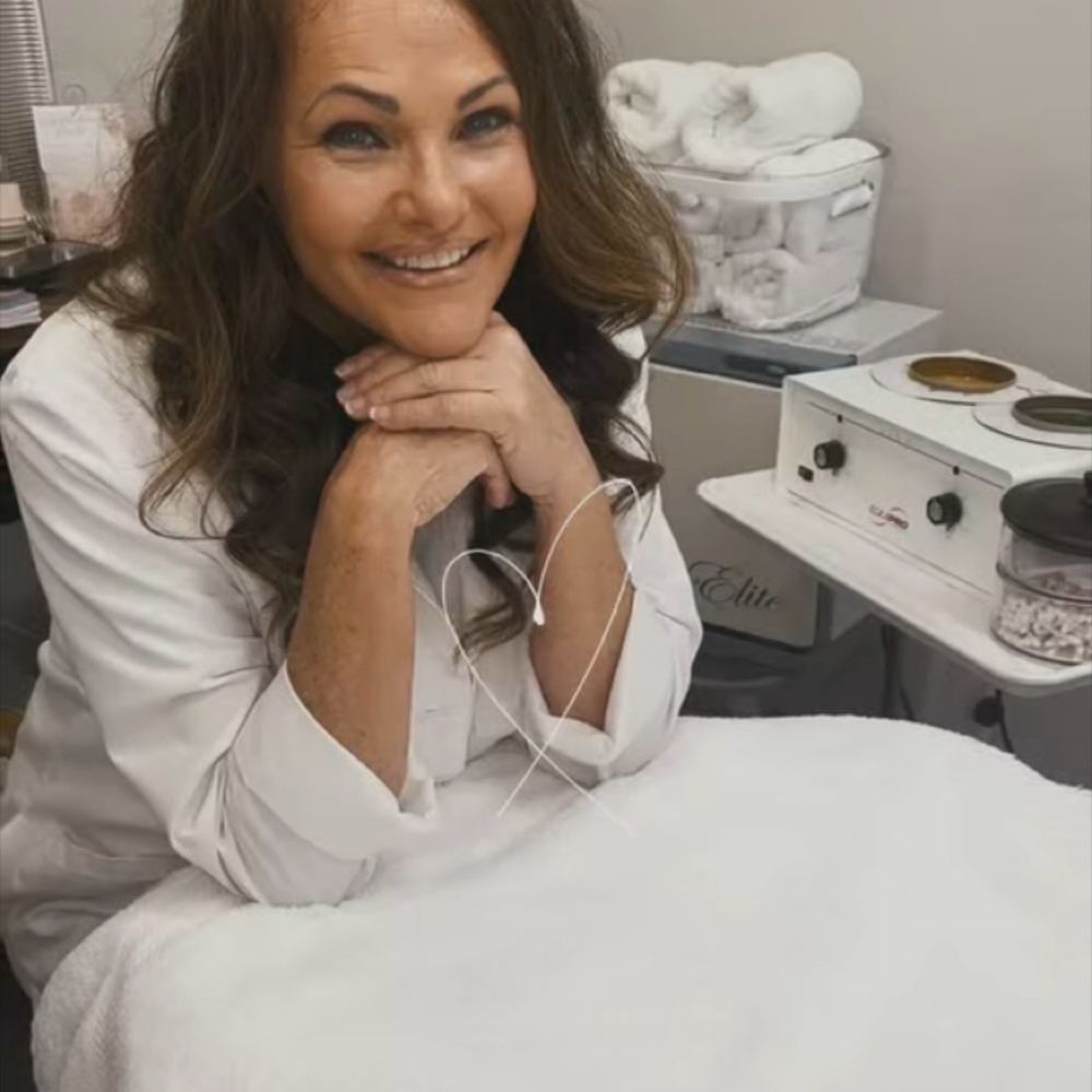Christi Horton at Swanki Lash & Brow Bar WF & MW in Weatherford, TX