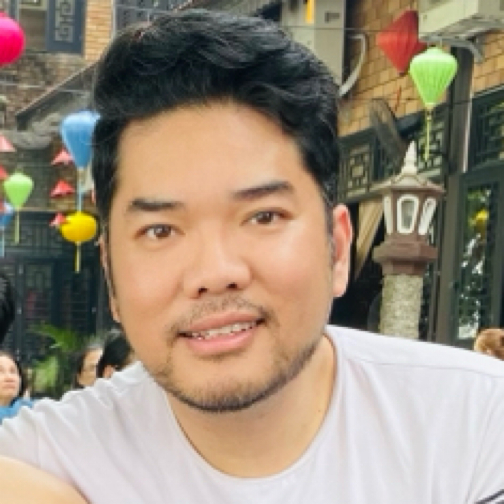 Bryan Nailtech at NAIL CARE OF PLAINFIELD in Plainfield, IL