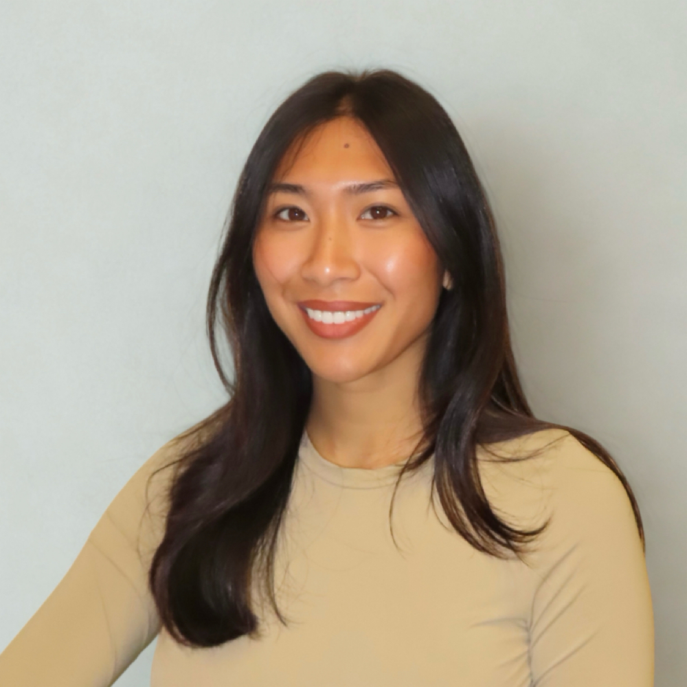 JILIANNE PINEDA at SUGARINGBYJIL in Long Beach, CA