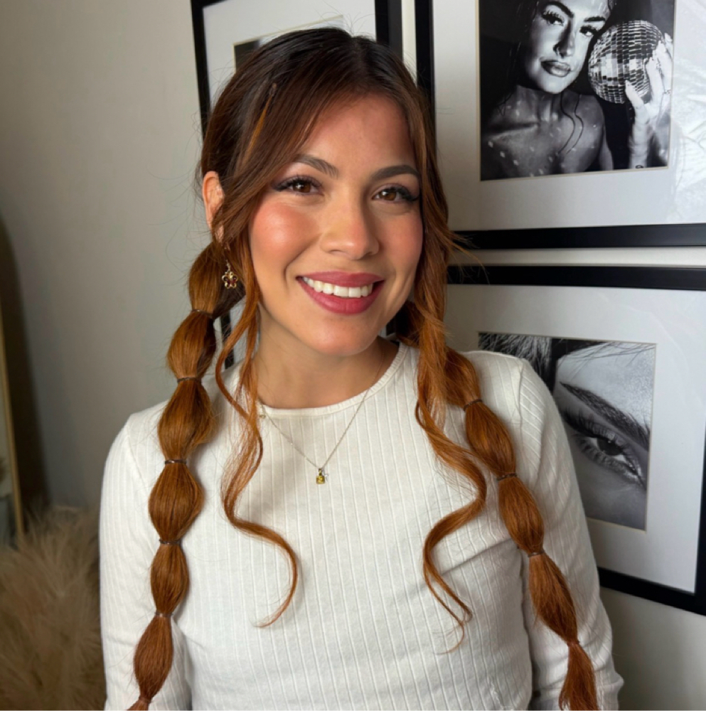 Annel Gonzalez at Silk & Sable Beauty Bar in Scottsdale, AZ