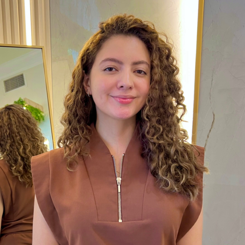 Sofía Tapias at LUXOR BEAUTY BAR in ALPHARETTA, GA