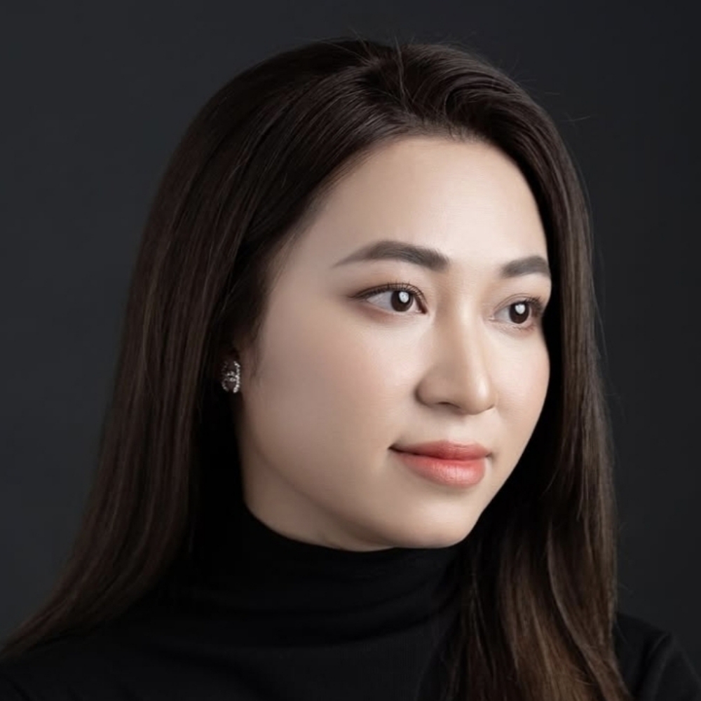 Jenny Do at LASHME Uyen Beauty Studio in San Diego, CA