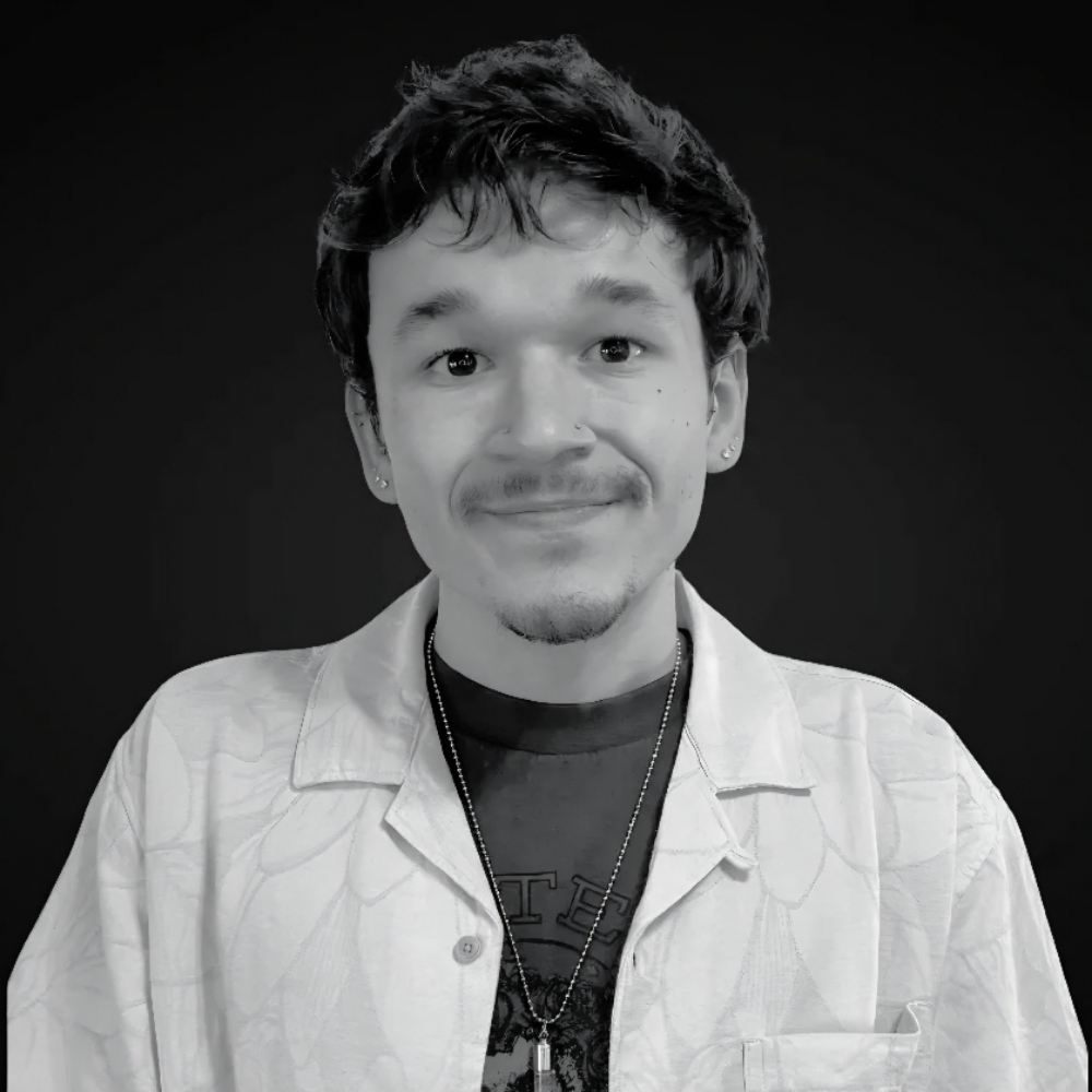Gavin Castle at Hairapy Collective LLC in Pasadena, MD