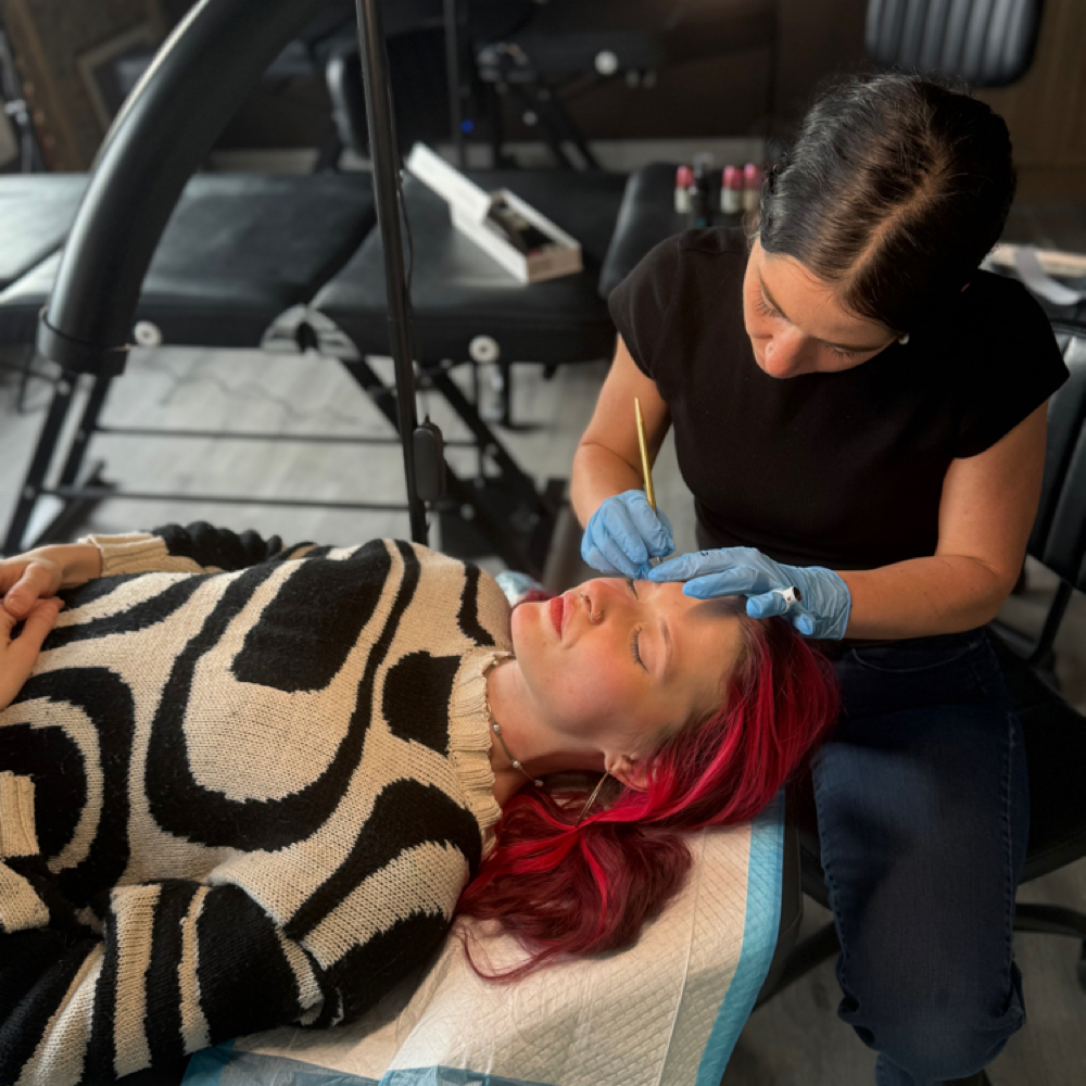 Apprentice Ciara Bottomly at Elysium Cosmetic Tattoo Studio in Knoxville, TN