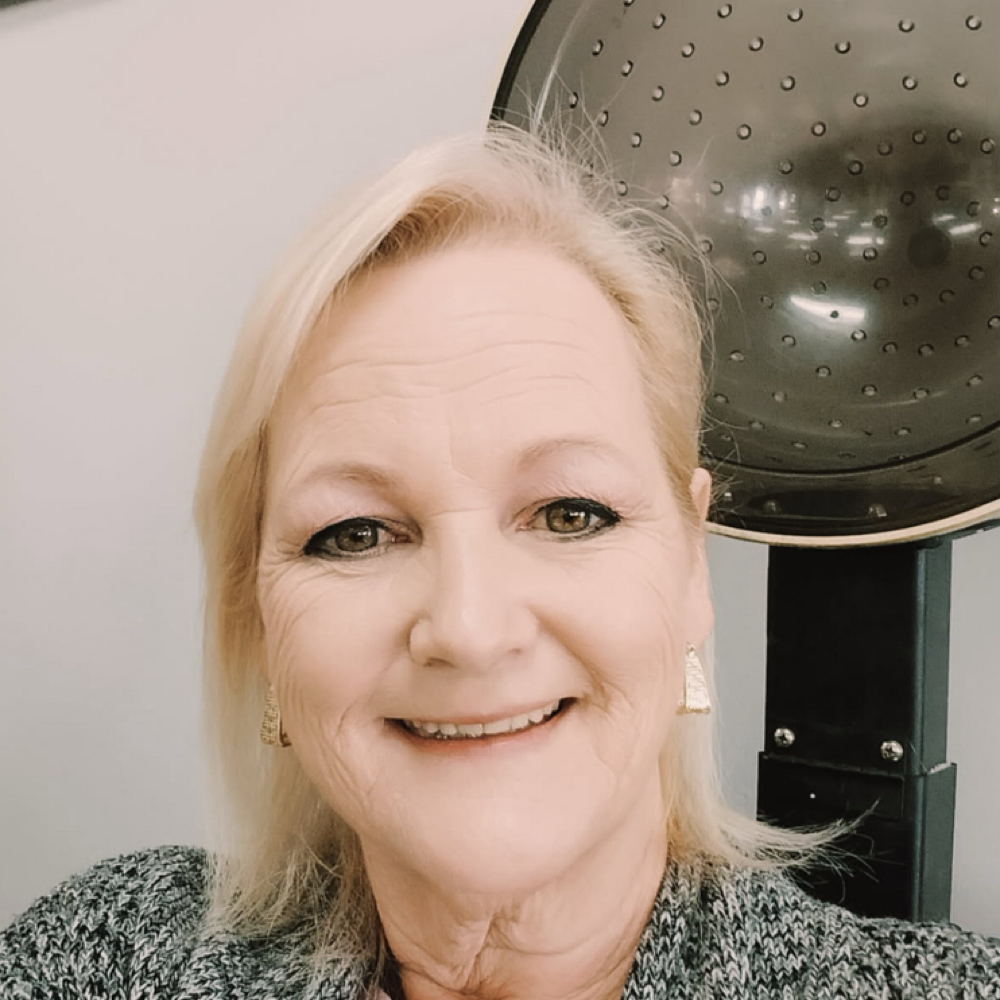 Dianne Bracero at Shear Perfection Salon And Barber in Jacksonville, FL