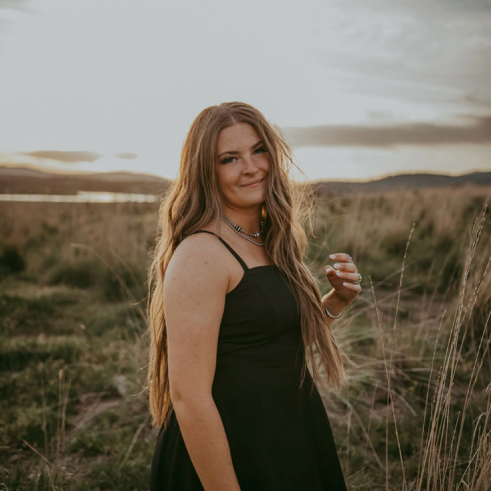 Emmi Smith at The Cutting Edge Salon in Klamath Falls, OR