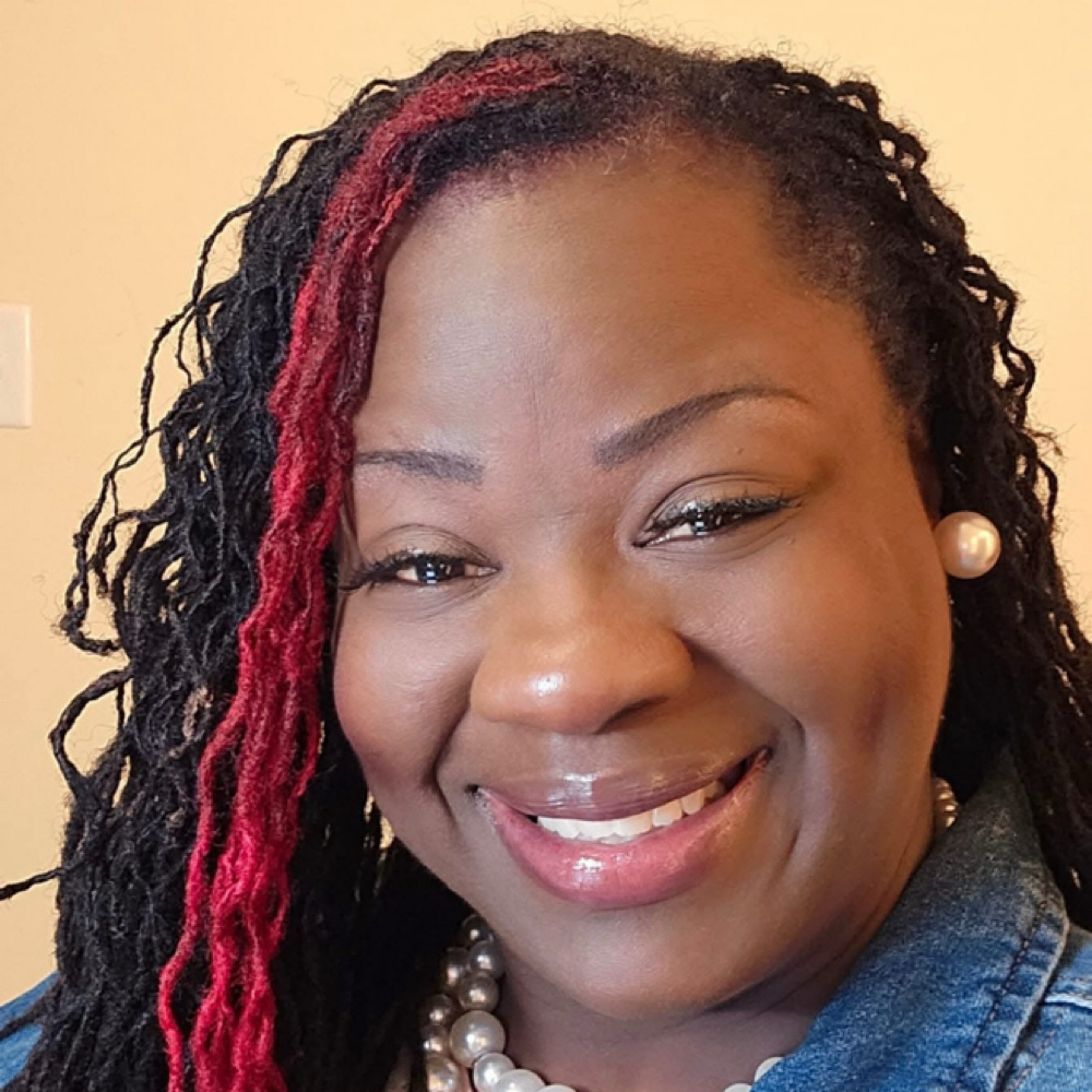 Ya’ Londa INDEPENDENT STYLIST at Naturally You Natural Haircare in Inglewood, CA
