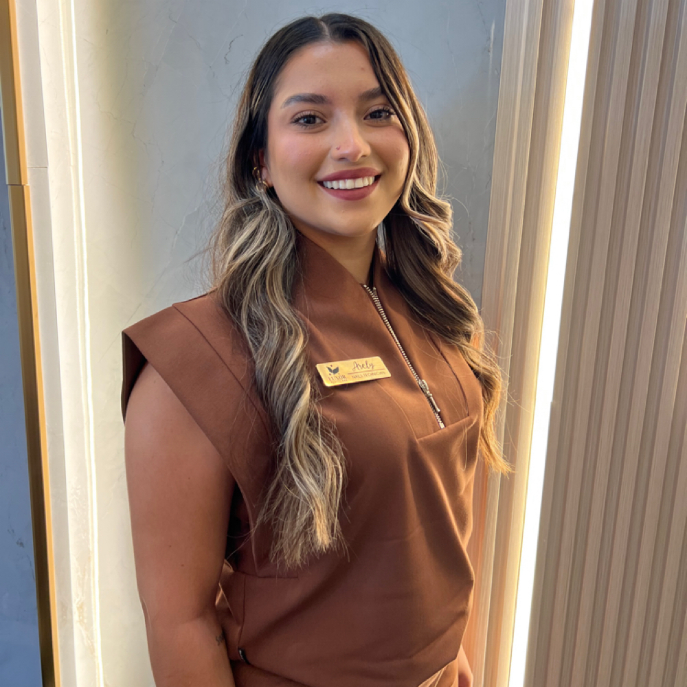 Arely Alvarez at LUXOR BEAUTY BAR in ALPHARETTA, GA